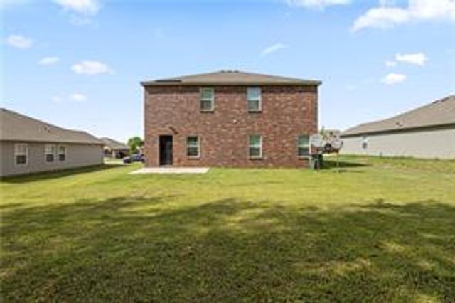 2765 W Emil Drive, Fayetteville, AR 72704