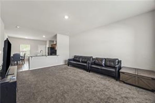 2765 W Emil Drive, Fayetteville, AR 72704