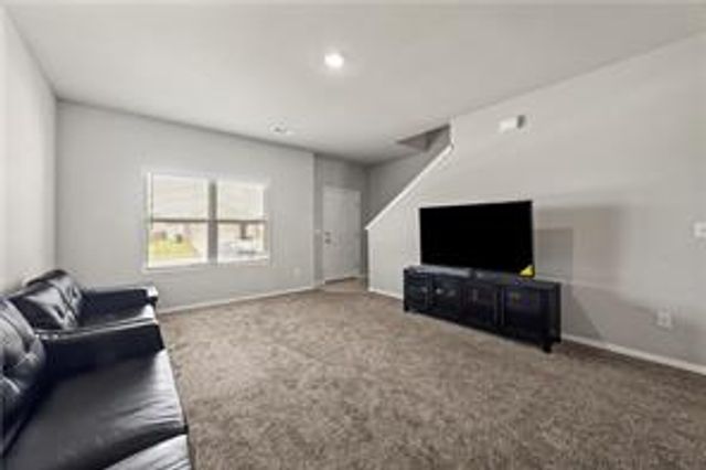2765 W Emil Drive, Fayetteville, AR 72704