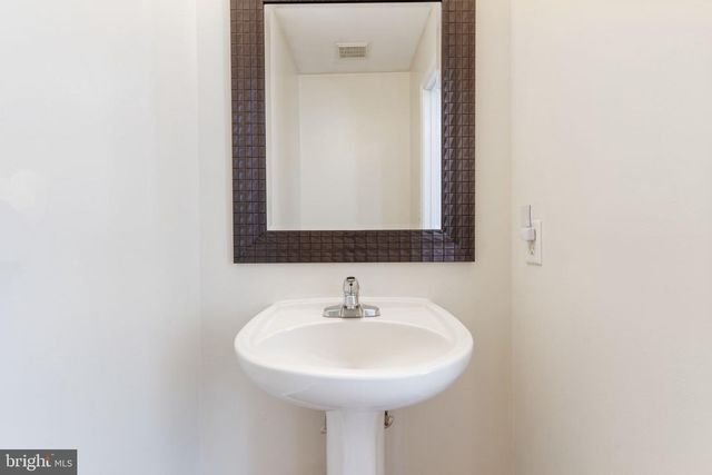 22 2ND, Colonial Beach, VA 22443