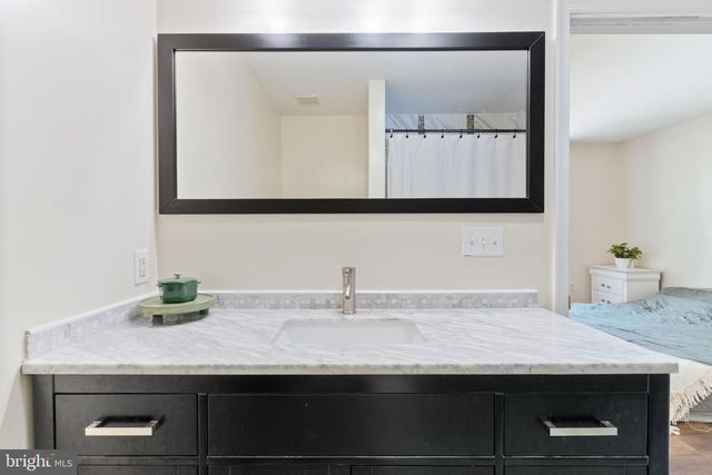 22 2ND, Colonial Beach, VA 22443