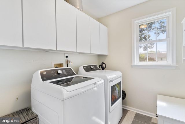 22 2ND, Colonial Beach, VA 22443
