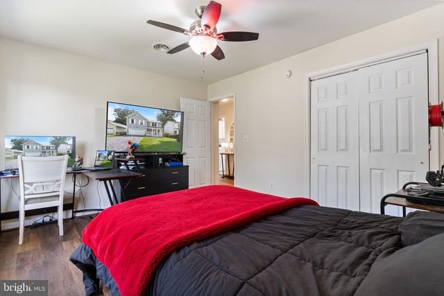 22 2ND, Colonial Beach, VA 22443