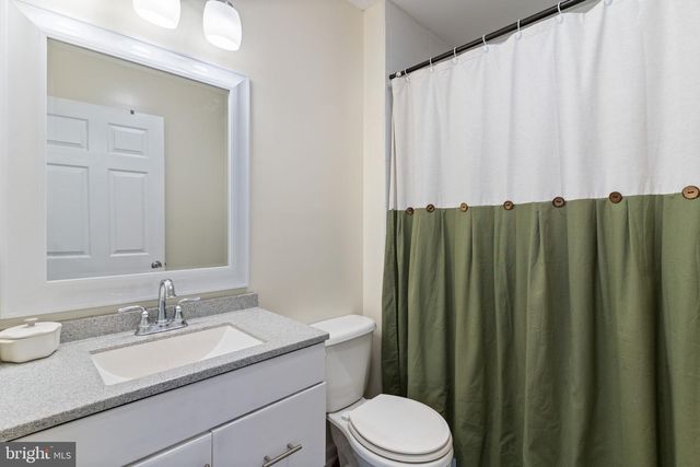22 2ND, Colonial Beach, VA 22443