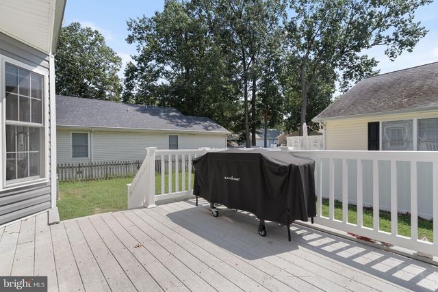 22 2ND, Colonial Beach, VA 22443