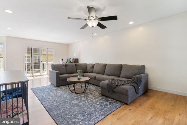 22 2ND, Colonial Beach, VA 22443