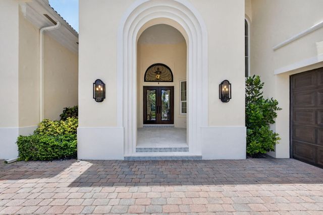 4131 Venetia Way, Palm Beach Gardens, FL 33418