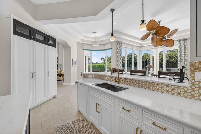 4131 Venetia Way, Palm Beach Gardens, FL 33418