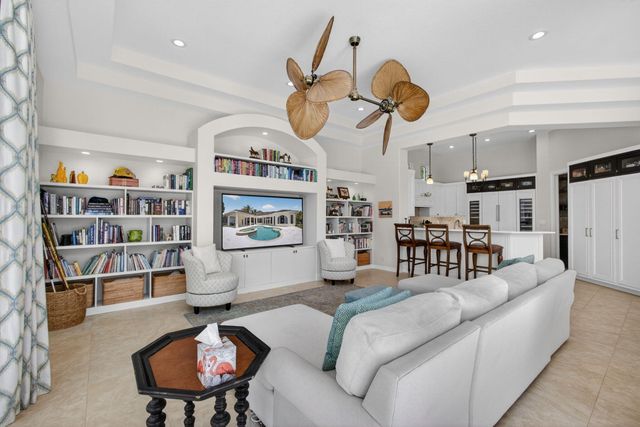4131 Venetia Way, Palm Beach Gardens, FL 33418