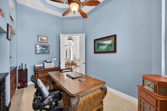 4131 Venetia Way, Palm Beach Gardens, FL 33418