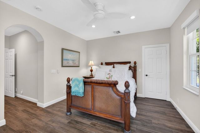 4131 Venetia Way, Palm Beach Gardens, FL 33418