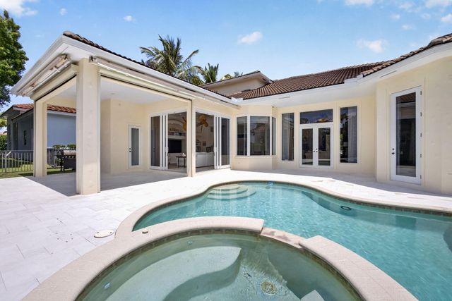 4131 Venetia Way, Palm Beach Gardens, FL 33418