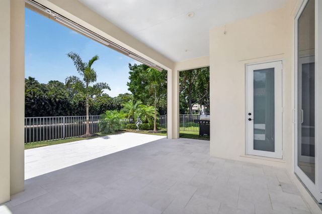 4131 Venetia Way, Palm Beach Gardens, FL 33418