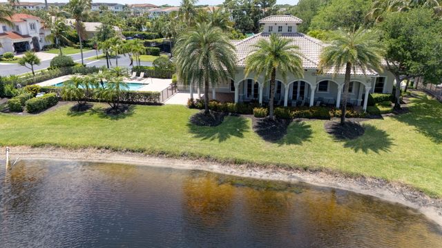 4131 Venetia Way, Palm Beach Gardens, FL 33418