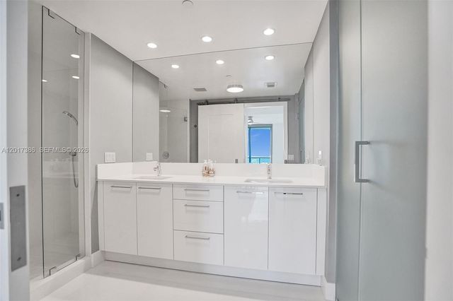 100 E Las Olas Blvd 3602, Fort Lauderdale, FL 33301