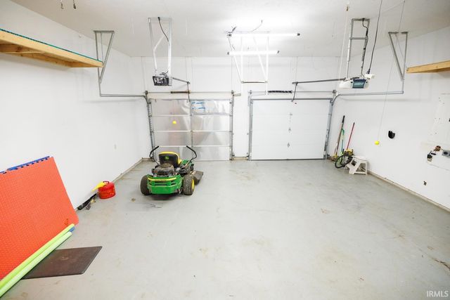 2590 W Double Downs Court, Bloomington, IN 47403