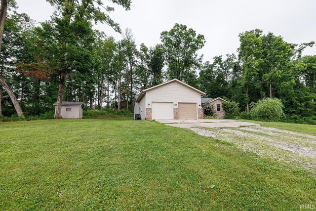 2590 W Double Downs Court, Bloomington, IN 47403