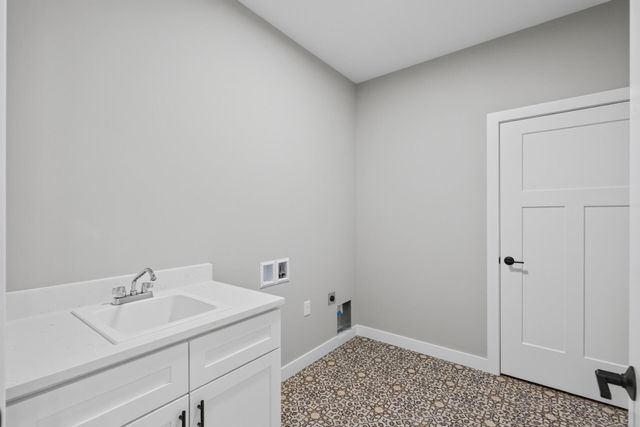 31710 Madison Road, Lindstrom, MN 55045