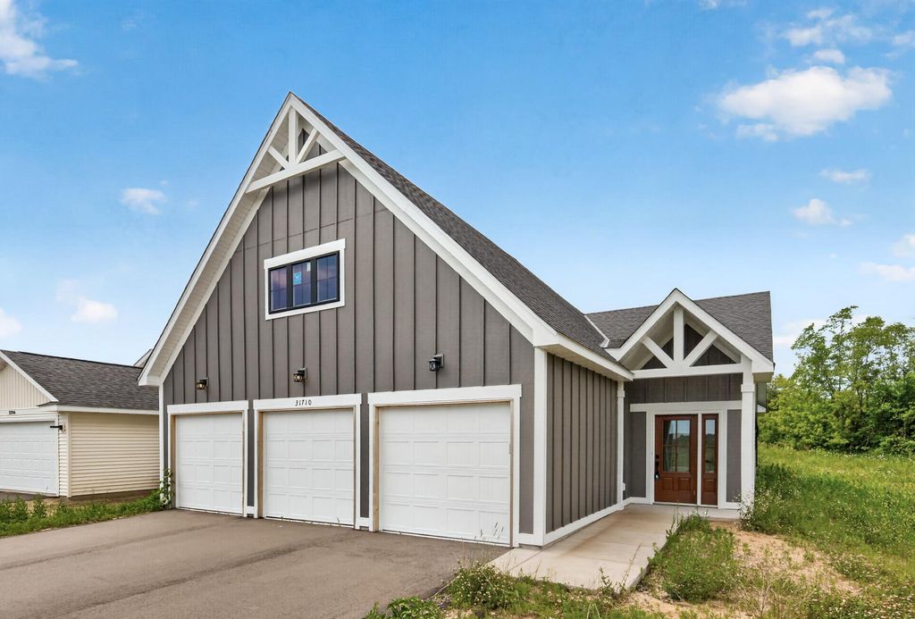 31710 Madison Road, Lindstrom, MN 55045