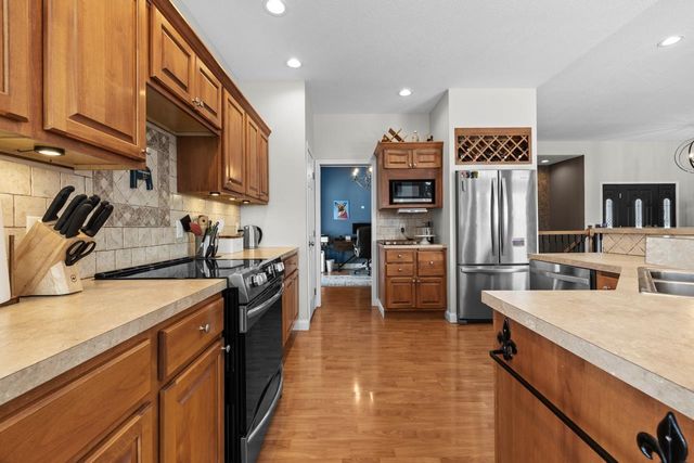 1901 14th St NW, Minot, ND 58703