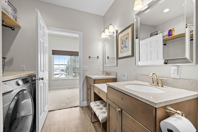 1901 14th St NW, Minot, ND 58703