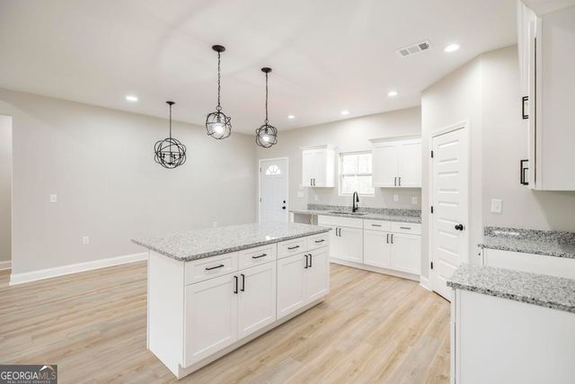 212 Lovett Farm Road, East Dublin, GA 31027