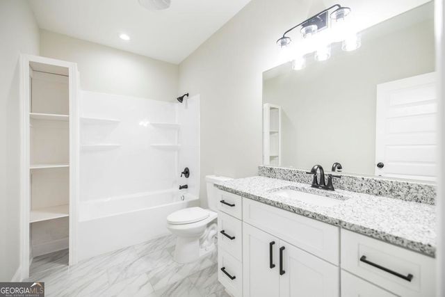 212 Lovett Farm Road, East Dublin, GA 31027