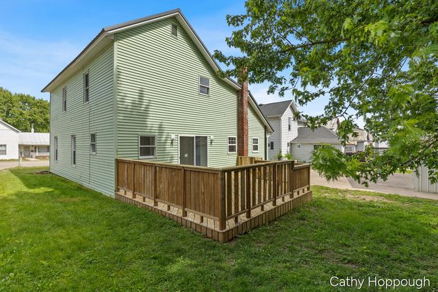 641 N Jackson Street, Ionia City, MI 48846