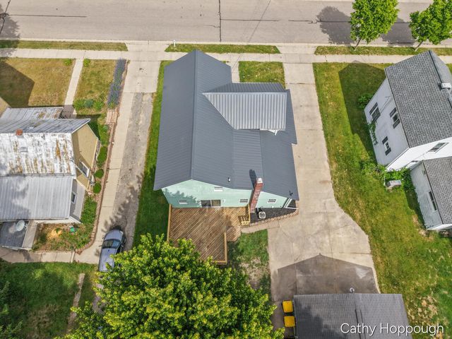 641 N Jackson Street, Ionia City, MI 48846