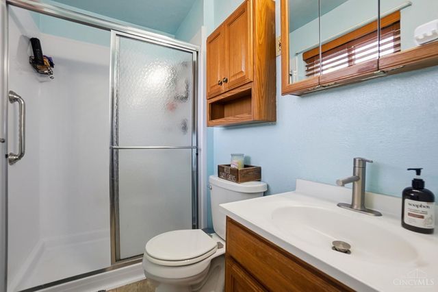 1301 Nettie Drive, Miamisburg, OH 45342