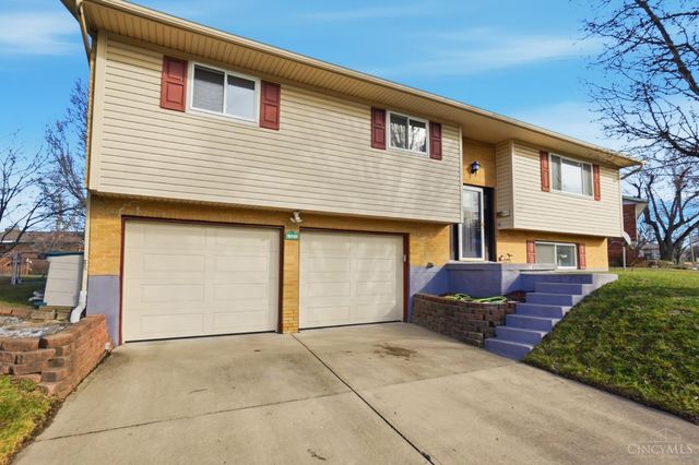 1301 Nettie Drive, Miamisburg, OH 45342