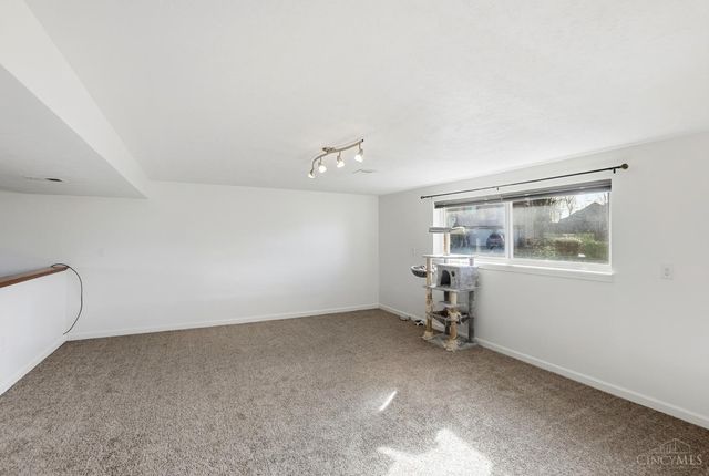 1301 Nettie Drive, Miamisburg, OH 45342