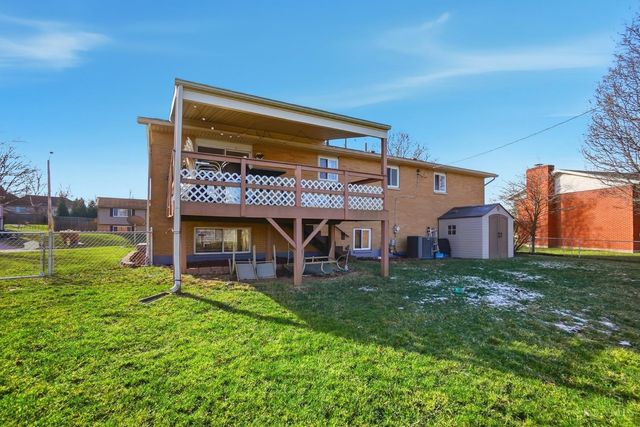 1301 Nettie Drive, Miamisburg, OH 45342