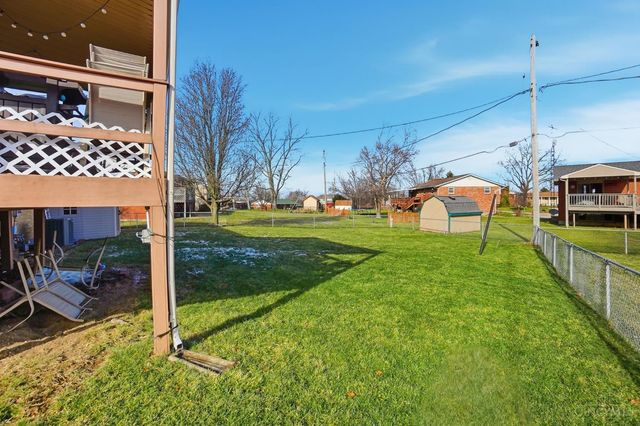 1301 Nettie Drive, Miamisburg, OH 45342