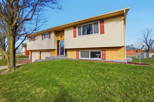 1301 Nettie Drive, Miamisburg, OH 45342