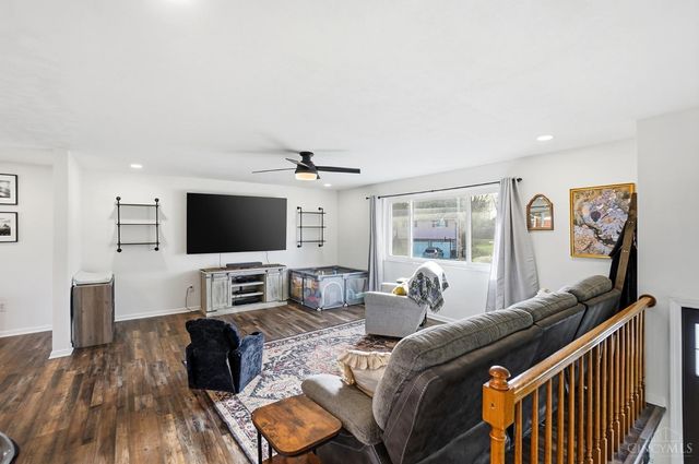 1301 Nettie Drive, Miamisburg, OH 45342