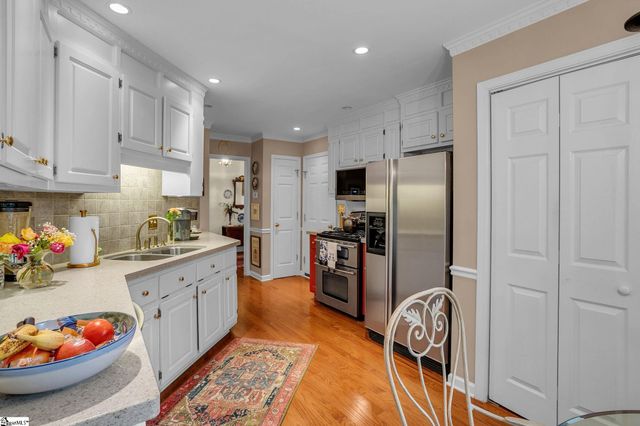 215 Northfield Lane, Simpsonville, SC 29681