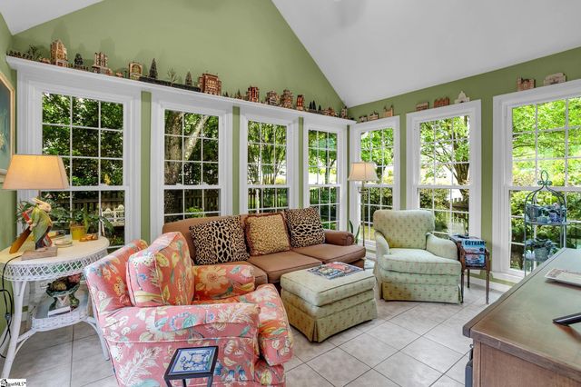 215 Northfield Lane, Simpsonville, SC 29681