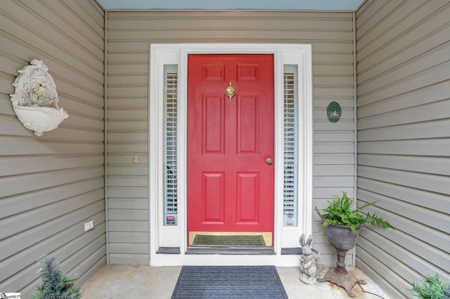 215 Northfield Lane, Simpsonville, SC 29681
