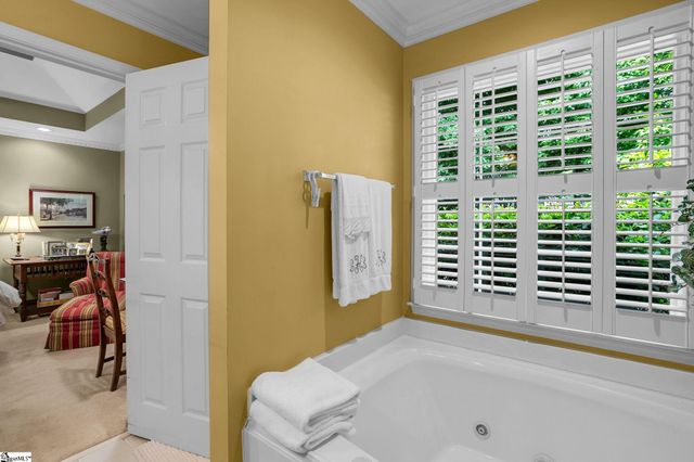 215 Northfield Lane, Simpsonville, SC 29681