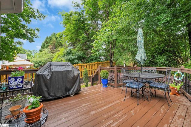 215 Northfield Lane, Simpsonville, SC 29681