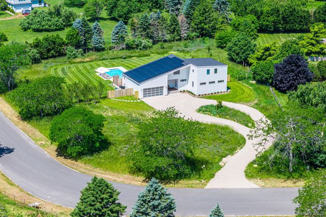 420 Old Farm Road, Orient, NY 11957
