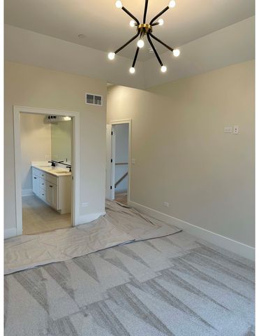 4119 N Lincoln Street, Westmont, IL 60559