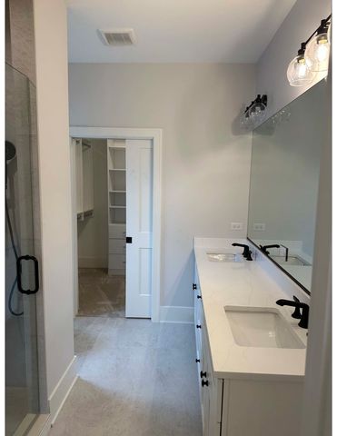 4119 N Lincoln Street, Westmont, IL 60559