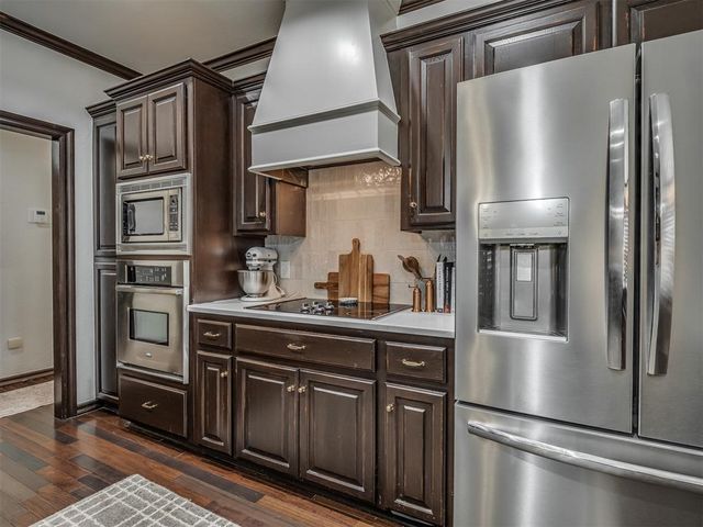 10040 Millspaugh Way, Yukon, OK 73099