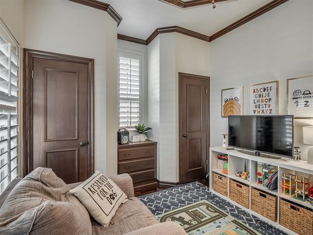 10040 Millspaugh Way, Yukon, OK 73099