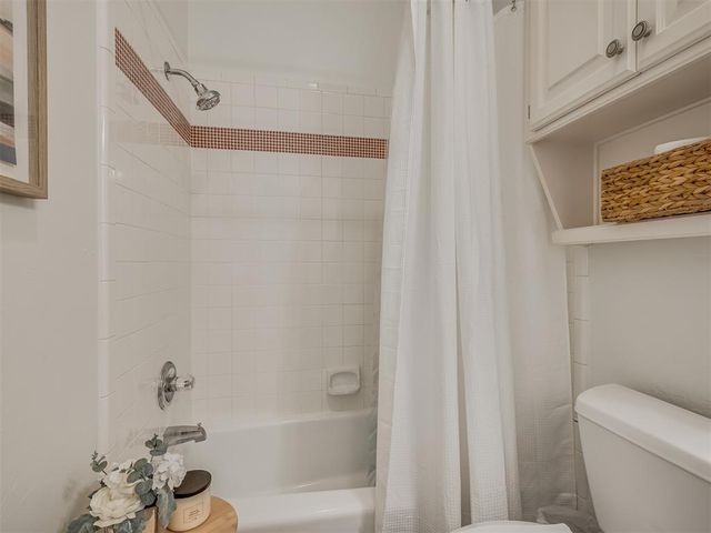 10040 Millspaugh Way, Yukon, OK 73099