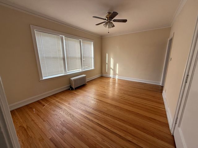 2148 S Gunderson Avenue 222, Berwyn, IL 60402
