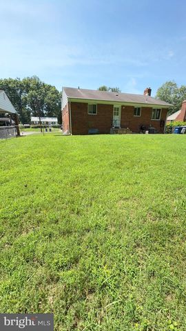 7424 MARC DR, Falls Church, VA 22042
