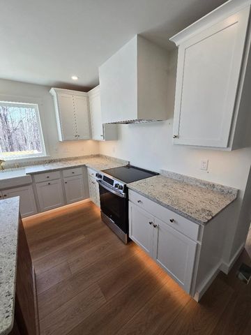 356 NH Rt 119, Rindge, NH 03461